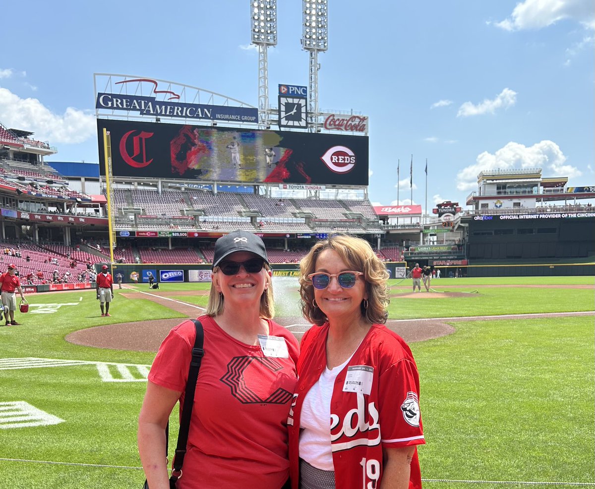 lauverd's tweet image. ⁦@HamiltonCoESC⁩ Go to work with your marketing director day!