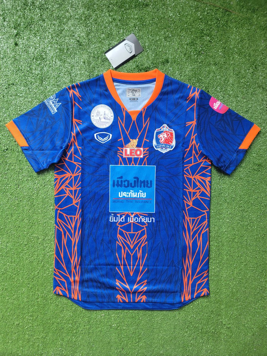 BoxFootballFRA's tweet photo. 👕Un jour, un maillot - One day, one shirt :    

Port FC 2023-2024 home.

3ème de Thai League
Meilleur buteur - Top scorer : Tardeli (16⚽)
Meilleur passeur - Top assists :  Tardeli (10🅰️)

#PortFC #ComeOnLionTimeToFight 

👋@ThaiFootballs @talao_ @league_thai https://t.co/Z032TQl9hP