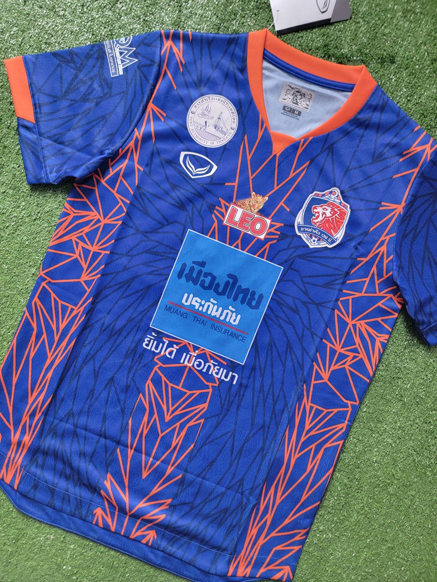 BoxFootballFRA's tweet photo. 👕Un jour, un maillot - One day, one shirt :    

Port FC 2023-2024 home.

3ème de Thai League
Meilleur buteur - Top scorer : Tardeli (16⚽)
Meilleur passeur - Top assists :  Tardeli (10🅰️)

#PortFC #ComeOnLionTimeToFight 

👋@ThaiFootballs @talao_ @league_thai https://t.co/Z032TQl9hP