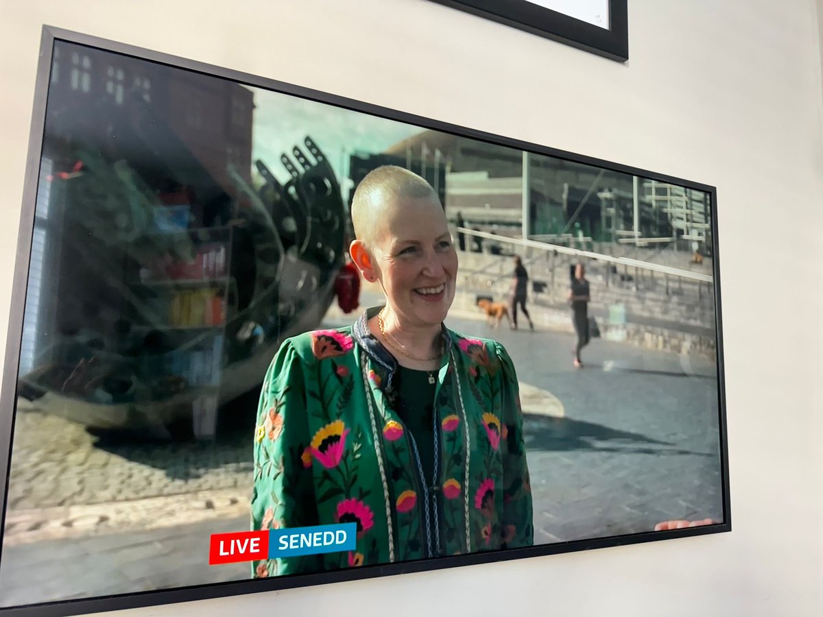 closhea's tweet photo. Another day at the office for @clairecampaign An absolute joyful day celebrating devolution in Wales and the contributions people have made across that 25 years. Can’t believe I’m one of them 💅 https://t.co/LHTQf8GSua