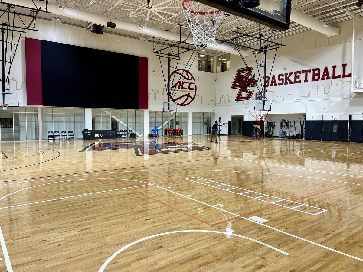 _mxpollock7's tweet photo. I felt right at home while visiting Boston College. Thanks for having me on campus, and showing me around Kany. Keep chopping wood and stacking days. The work always catches up. #TMC🏁🏆 https://t.co/roEZCGAqIJ