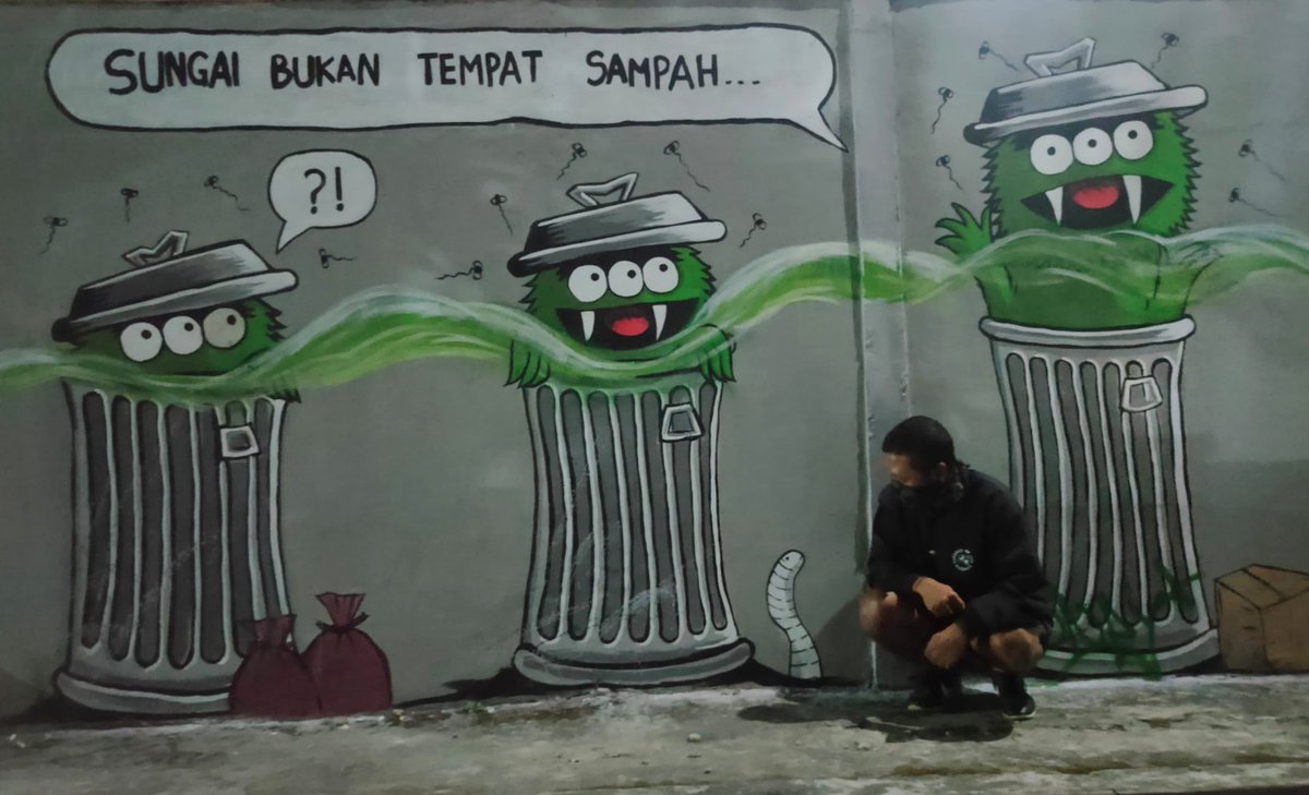stoney_mob's tweet photo. Menggambar di pinggir sungai kecil di tengah kampung.

#stoney #stoneymob #green #monster #sampah https://t.co/3sqcbZhedL