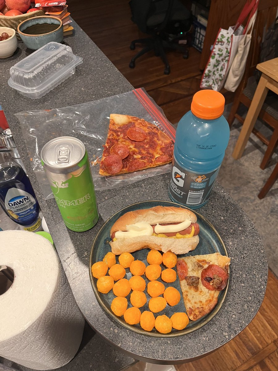 ihob_official's tweet photo. shout out to myself for the new dad special, you already know I ate this lil diddy standing up 💯 https://t.co/PvBpEel454
