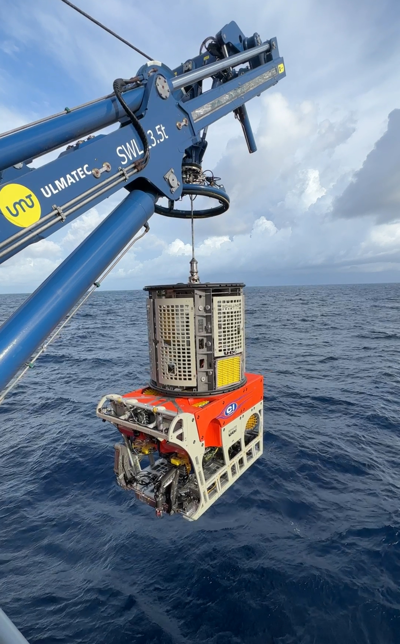 RMS Titanic, Inc. on X: "The LARS A-frame holds an #ROV on the DINO  CHOUEST. The ROV will be used during #TITANICExpedition2024 to gather  images and map data during RMS Titanic, Inc.'s
