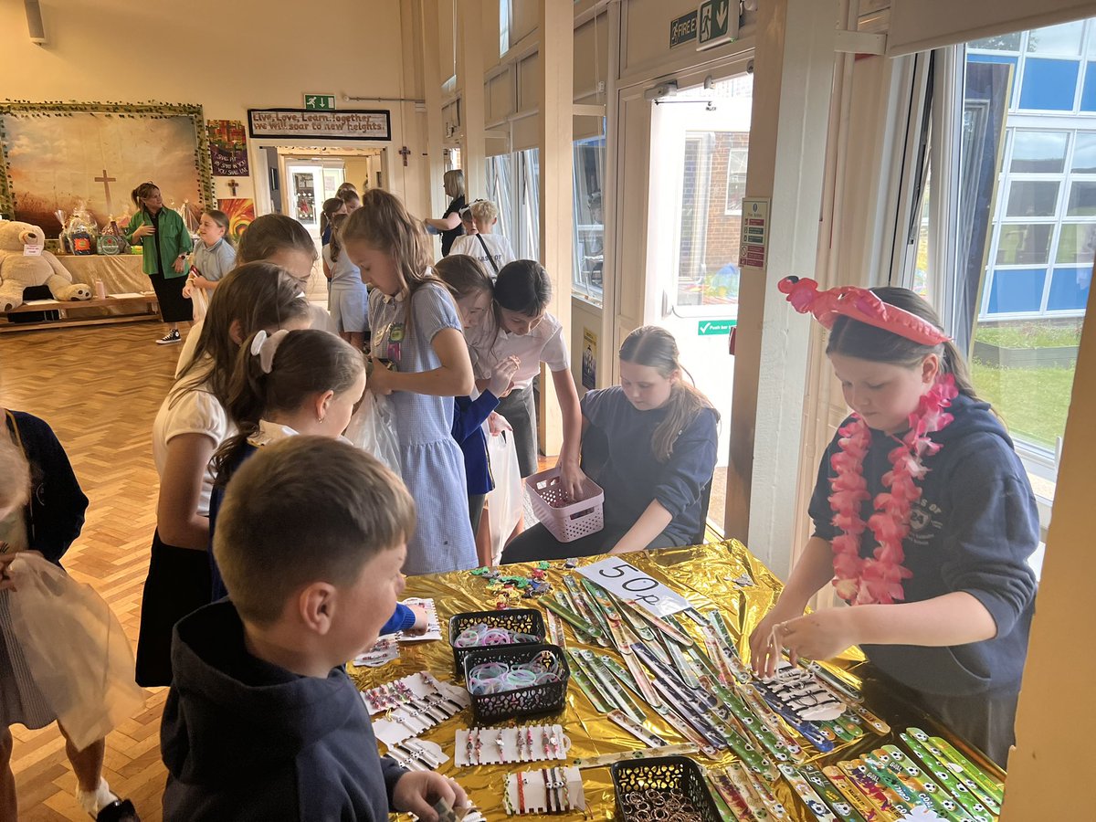 HolySpiritWA9's tweet photo. Thank you to all of our #HolySpiritTeam and #Year6 for helping run our Summer fayre today! We had a wonderful time! 🕊️😀 https://t.co/HufT2HYWlq