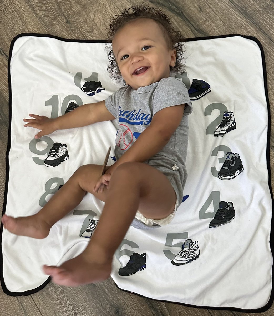 emily sain tweet media