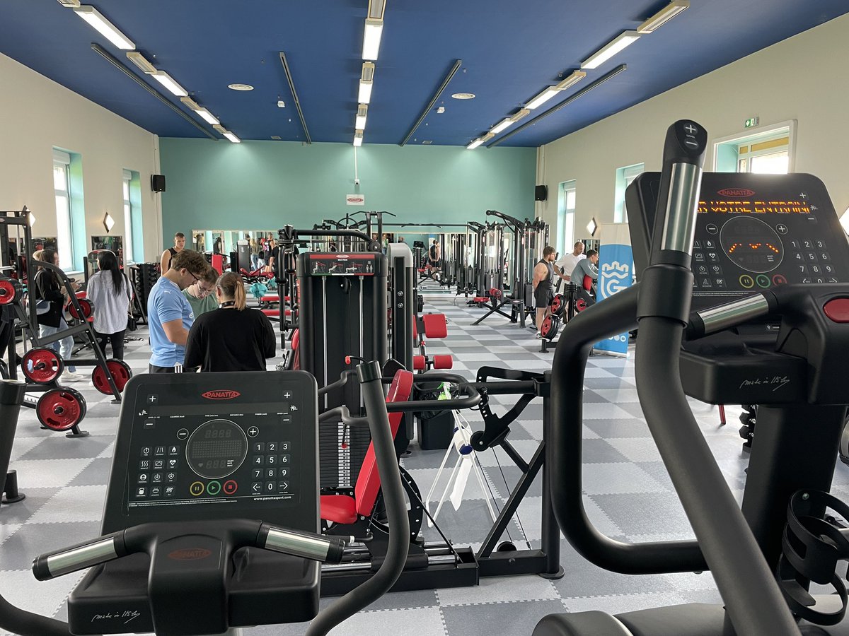 EDFGravelines's tweet photo. Inauguration ce soir avec @BertrandRingot des nouvelles installations de l’USG Musculation 💪 dans des locaux @EDFofficiel ! Très fiers d’avoir pu soutenir la municipalité de  @_Gravelines après l’🔥 de #Sportica en aidant plusieurs clubs ayant tout perdu. #solidarité #résilience https://t.co/Vk2XUSzIgx