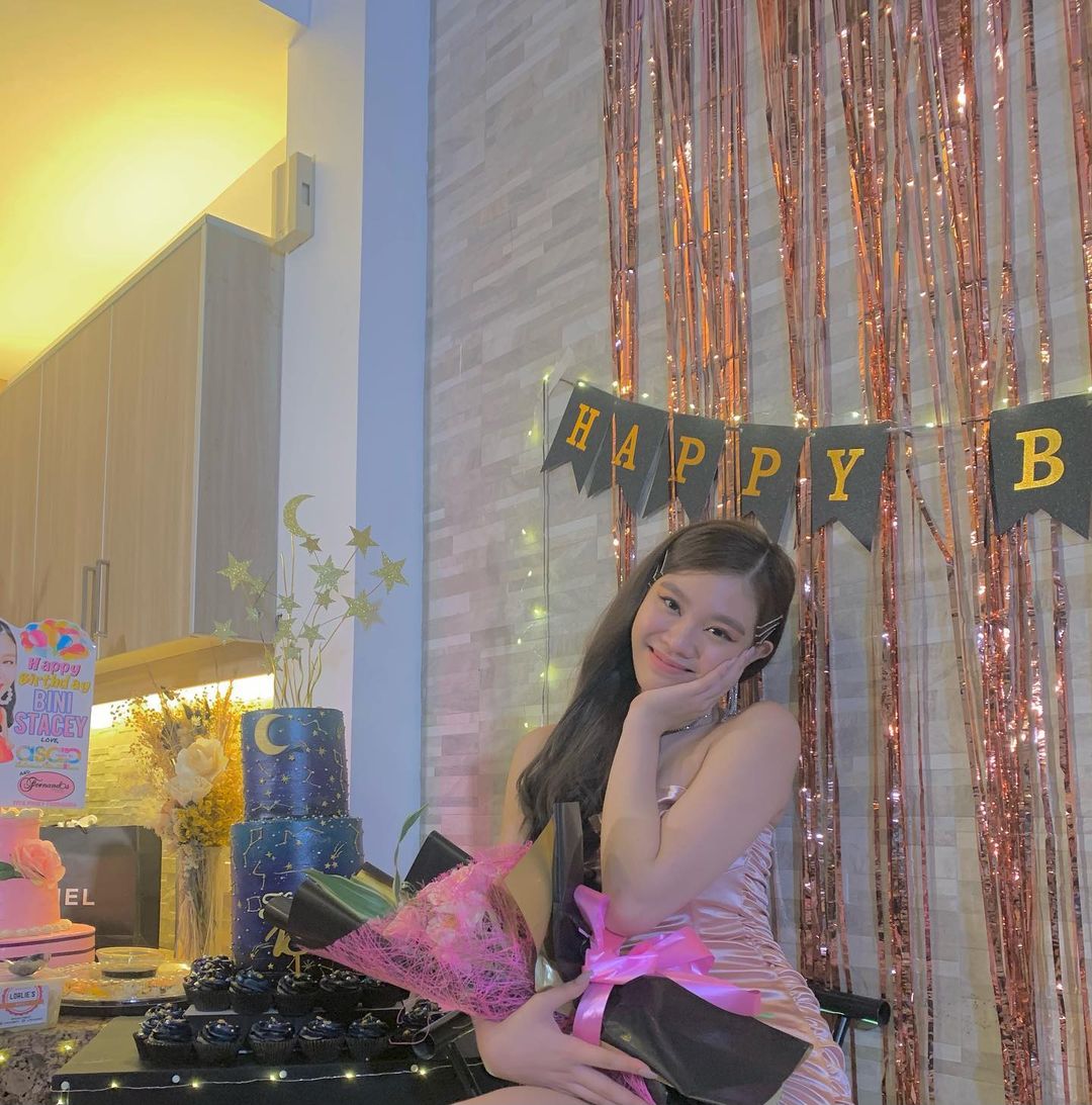 Attendance check!

Reply "happy stacey day" with our tags for our Princess!

STACEY 21MAZING YEARS
#HappySlayceyDay <a href="/bini_stacey/">stacey 🪐</a>