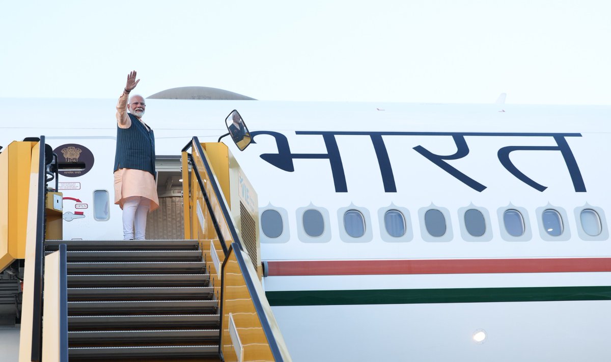 NeerajTheReal's tweet photo. A high profile visit of PM Narendra came to an end after 2 busy  days. His most anticipated visit to Russia where the eyes of every world leader  are there.
And also Austria visits after an odd 4 decades since any Indian PM visits there. 
#Russia #NarendraModi #AustriaVisit https://t.co/RDh10xJa74