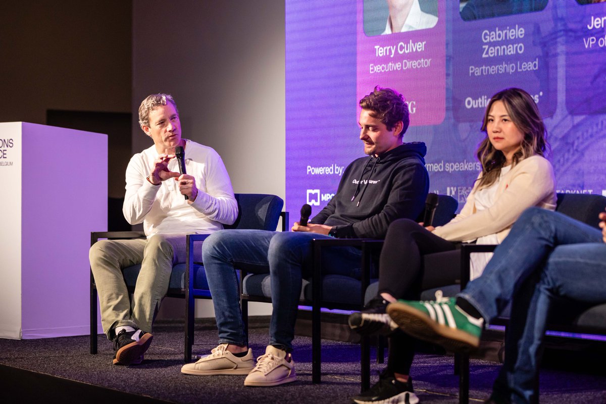 DFG__Official's tweet photo. On July 7th at Hack Seasons, Terry Culver, Executive Director of @DFG__Official, moderated the panel Seeking the Most Profitable Investment in the Current Market. Thanks to @mpost_io for having us!
#HackSeasons #ETHCC #ETHCC7 https://t.co/GL307WMJns
