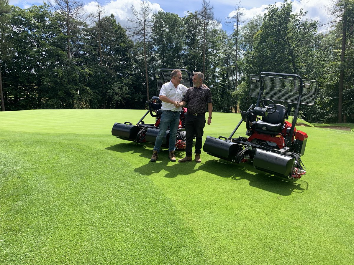 It’s with great pleasure to continue to build a wonderful relationship with Andy and his team at the stunning Centurion Club. Today we installed two Baroness LM311’s adding to their Impressive Baroness fleet. A perfect home for these impressive machines.
