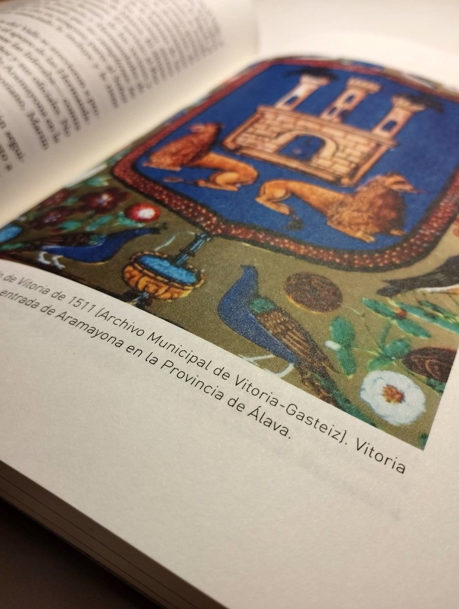 AlavaMedieval's tweet photo. 🤩 Hemos llegado a los 8000 seguidores y os traemos un sorteo para celebrarlo 🎉

📚 Regalamos un ejemplar de "MIRADAS DESDE EL MEDIEVO. Mujeres y hombres de Álava" de Ernesto García Fernández.

✅ Hay que seguir esta cuenta y dar RT a este tweet antes del 15 de julio, ¡suerte! https://t.co/BN7fR0yaZp