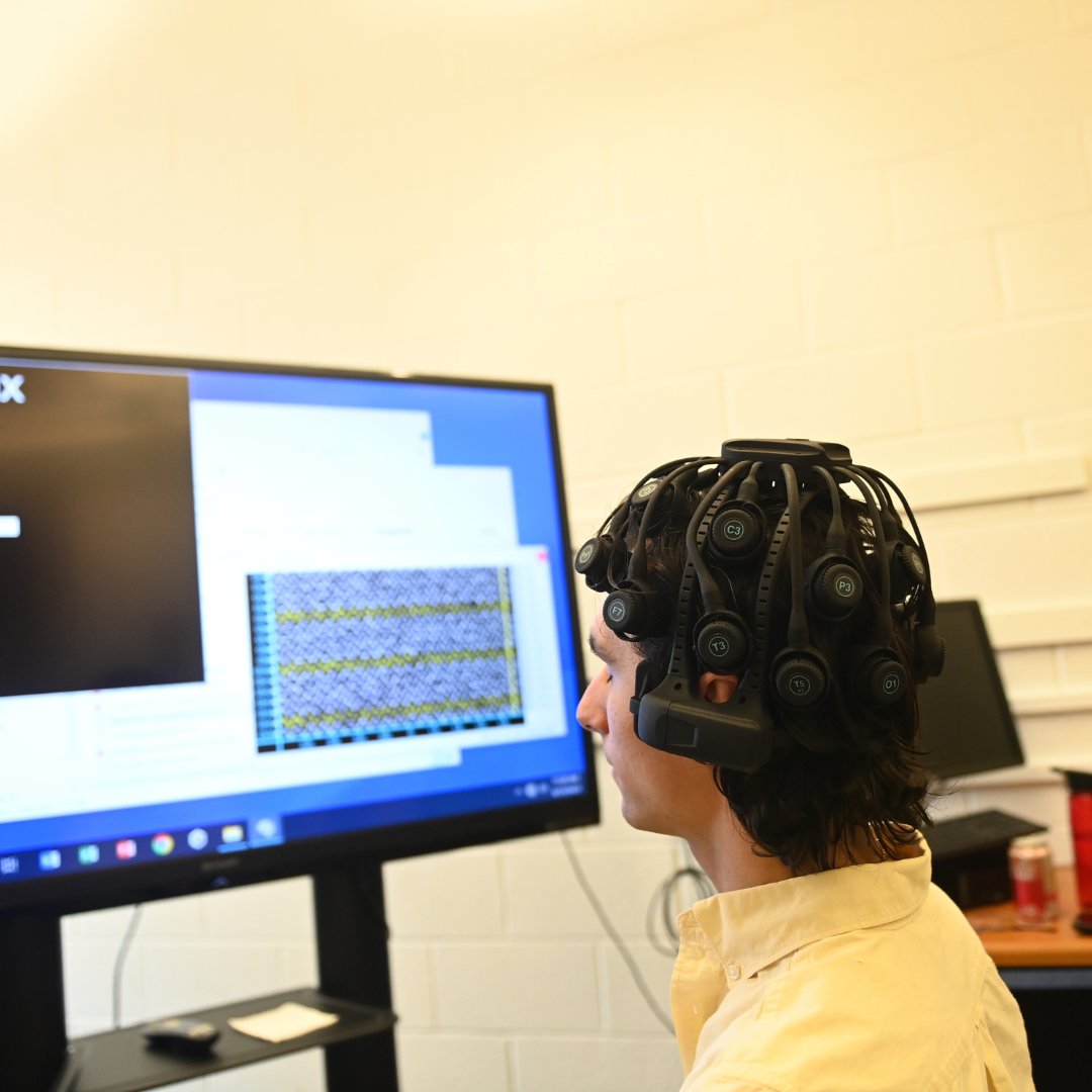 CatholicUniv's tweet photo. Unlocking the secrets of the mind: Dr. Alessandro Vato is developing neuro-bio mechanisms to assist stroke victims. 🧠

Learn more about the innovations of our School of Engineering on our website: https://t.co/8mfY5ZGoIT

#LeadWithLight https://t.co/M0zyLmJTs9