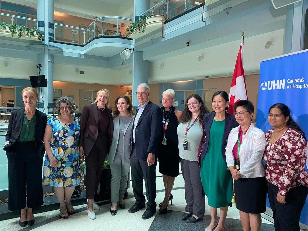 JeffsLianne's tweet photo. Super excited to share our new @ihspr_isps_cihr @CIHR_IRSC team grant that will build resilience &amp; leadership for nurses to advance evidence informed compassionate fundamental care across 🇨🇦 in English and French #makingcompassionatecarematter @SinaiHealth @SarabethSilver1 https://t.co/uP0fTNBCGf