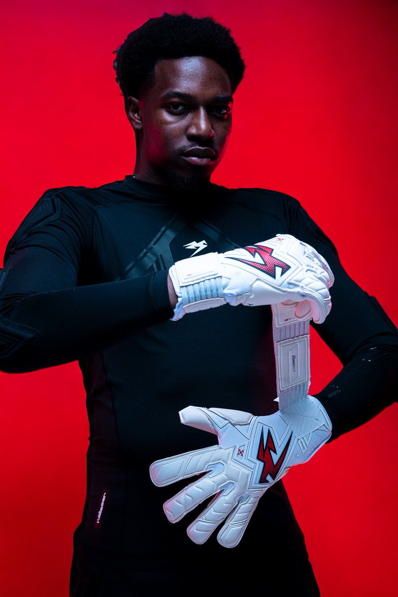 Kaliaaer's tweet photo. Introducing 

PWRPro Supreme

https://t.co/4B4gX26N6a https://t.co/JapSaBzdaj