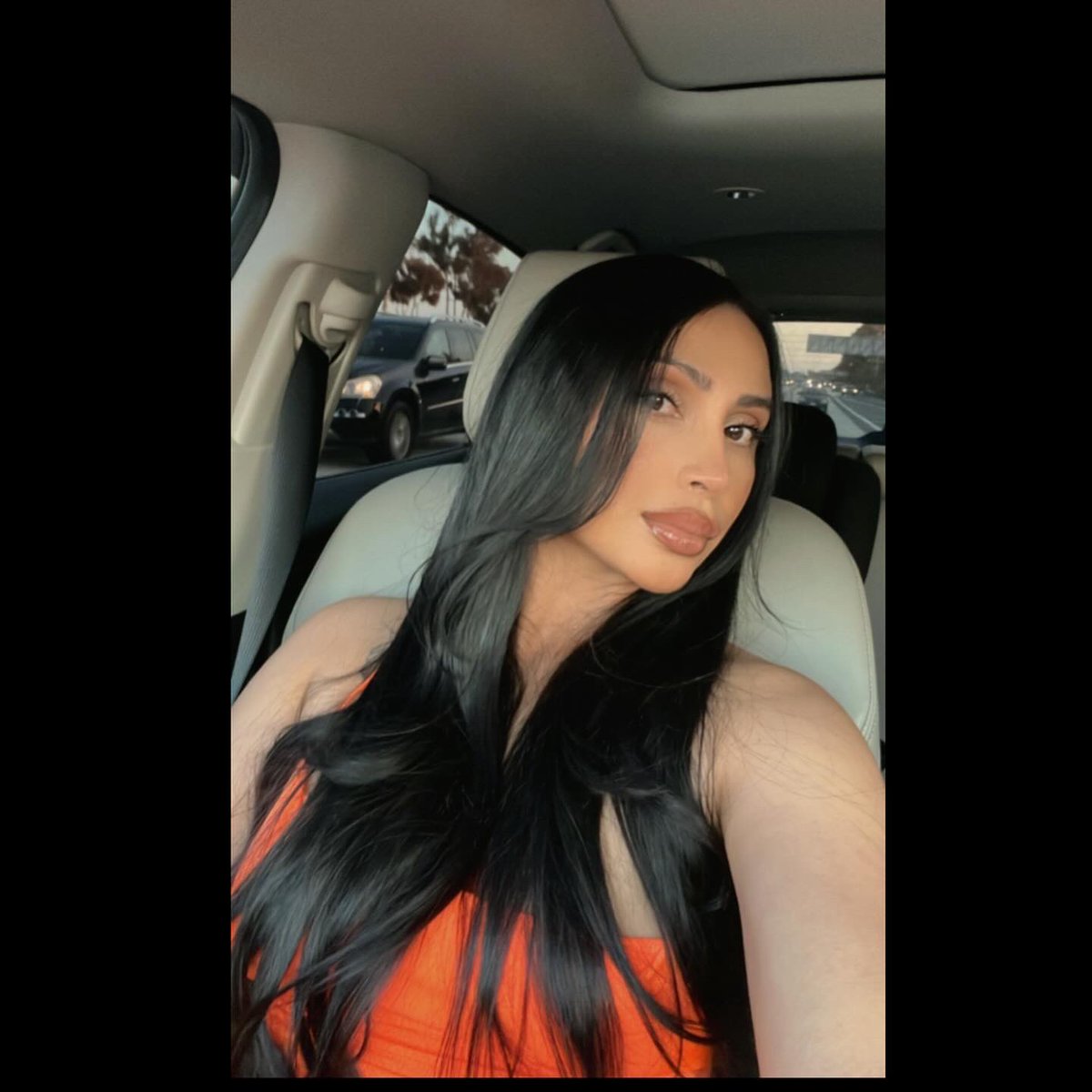 AnnaMary1128's tweet photo. 🧡 https://t.co/wqs5tBe5Yx