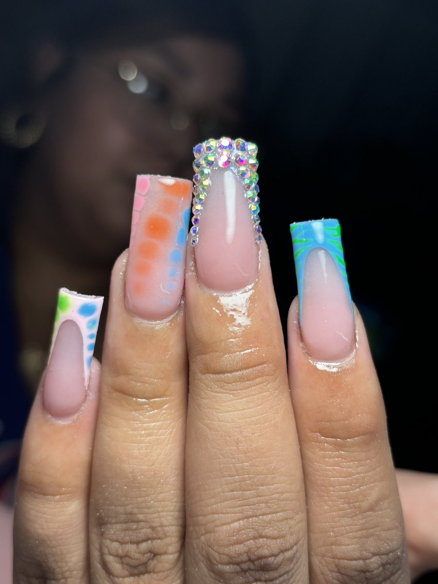 jaynicole512's tweet photo. been poppin my shyt lately 🤩 book w me 
Insta: @nails.by.jaynicole https://t.co/JFgtEidiOP