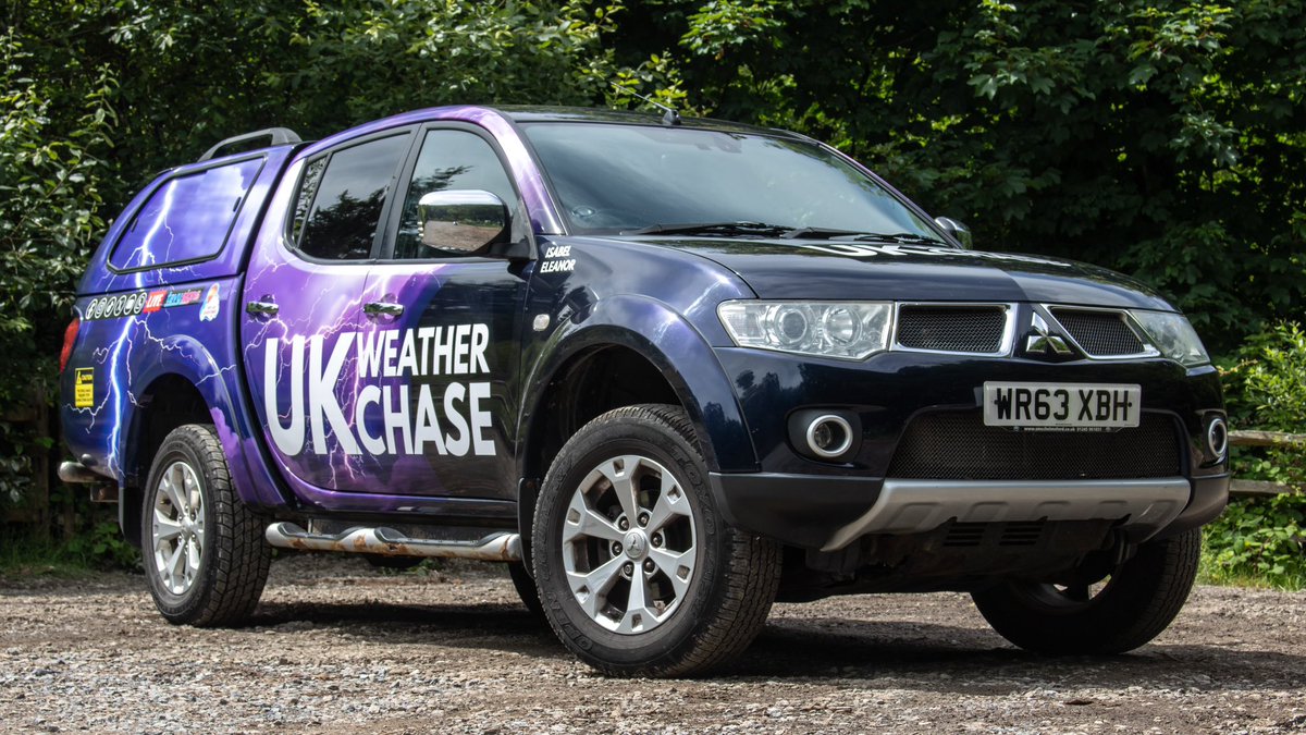 UKWeatherChase's tweet photo. Super stoked to reveal our storm chase vehicle is back on the road with its new livery!! 

Now, it’s time for some storms to appear!! 🤘🏻 https://t.co/ueU9qXaKcX