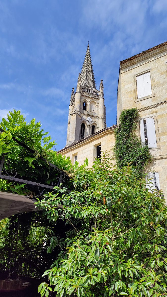 PrivateCaddie's tweet photo. Favorite location in the world to combine Golf &amp; Wine! St-Emilion is oozing with charm and phenomenal gastronomy. ⛳ 🍷 🇫🇷 😍 
#Golf #Concierge #Experiences #France https://t.co/eyzVjh7btg