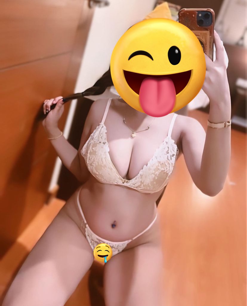 Pim8693852's tweet photo. ดึกแบบนี้เงี่ยนน้ำแฉะอยากแตก🤤
🆔 neyxx1
#คอลเสียว #รับคอลเสียว #ขายรูปขายคลิป https://t.co/tPEnvM9WPg