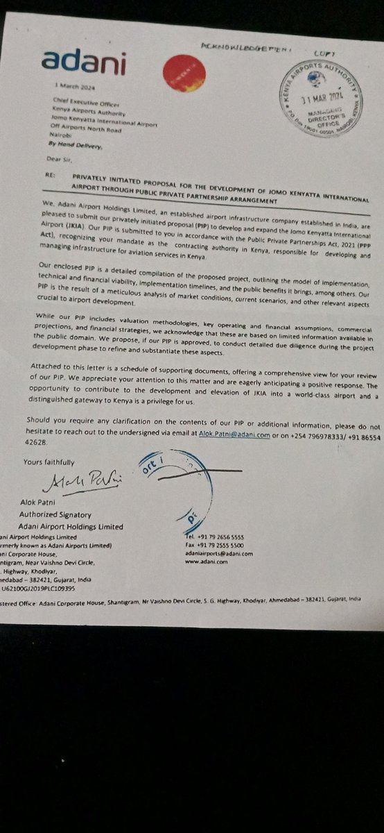 amenya_nelson's tweet image. Uuuuuuuiiii!!! Amkeni tunaibiwa JKIA Murkomen was in the final stages of leasing our airport for 30 years to a corrupt company from India and has received massive kickbacks. Check some documents I’ve received below, more coming.