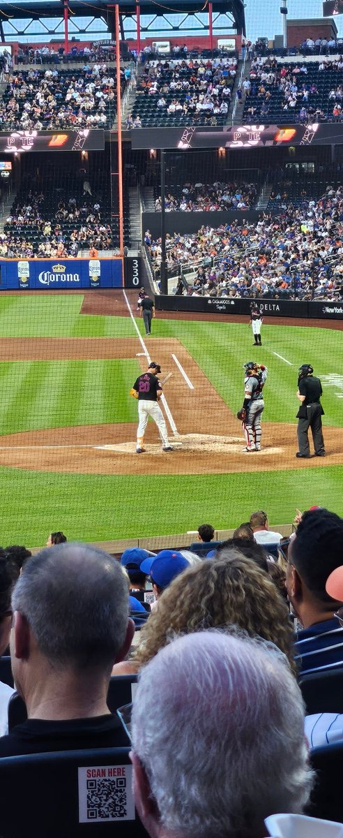 KayJayPopz's tweet photo. We're up at bat #LGM https://t.co/Vvncl9Spmf
