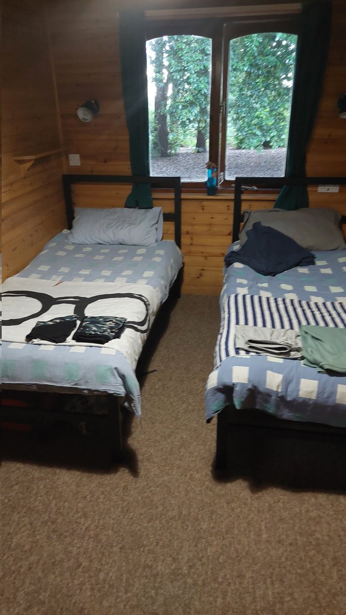 BarnsburyPS's tweet photo. It's room inspections tonight. The Avon Boys have done us proud.

#year6residential 
#RoomInspections https://t.co/1CccWLUsQu