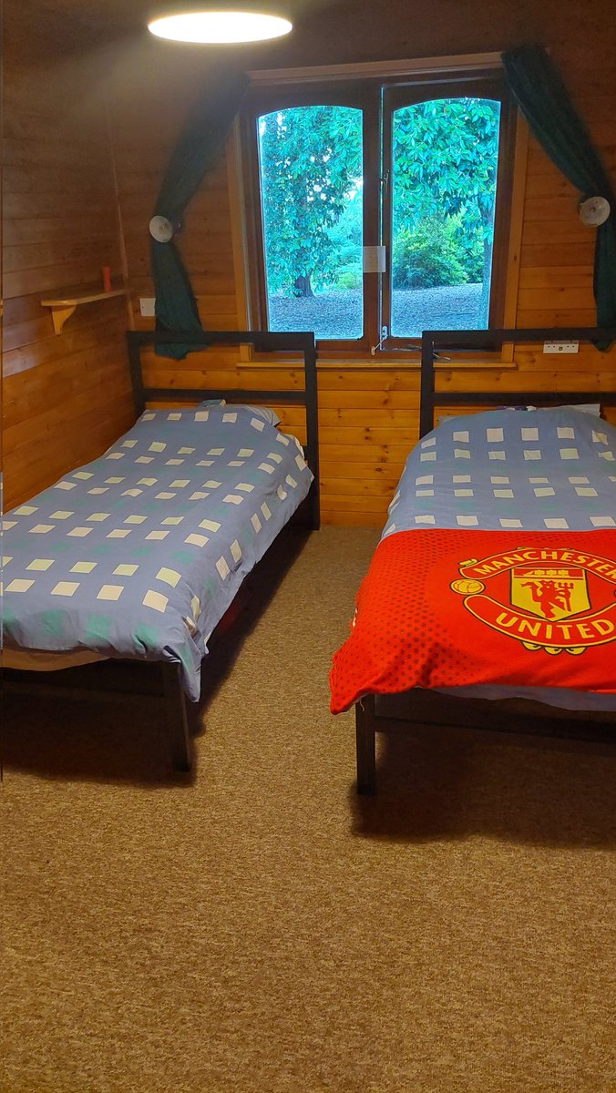 BarnsburyPS's tweet photo. It's room inspections tonight. The Avon Boys have done us proud.

#year6residential 
#RoomInspections https://t.co/1CccWLUsQu