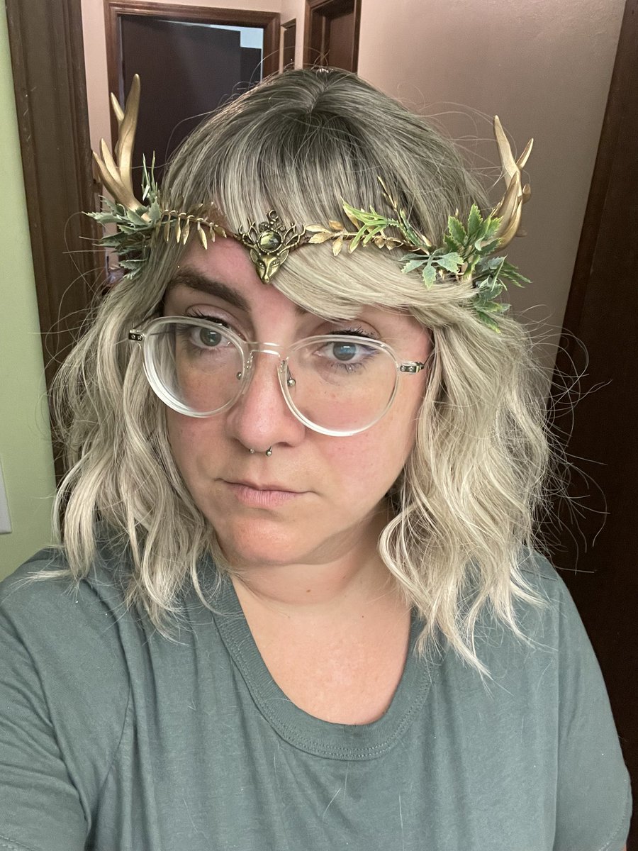 RamonaDecember's tweet photo. What’s the vibe I can’t pick https://t.co/BtA41nYFBC