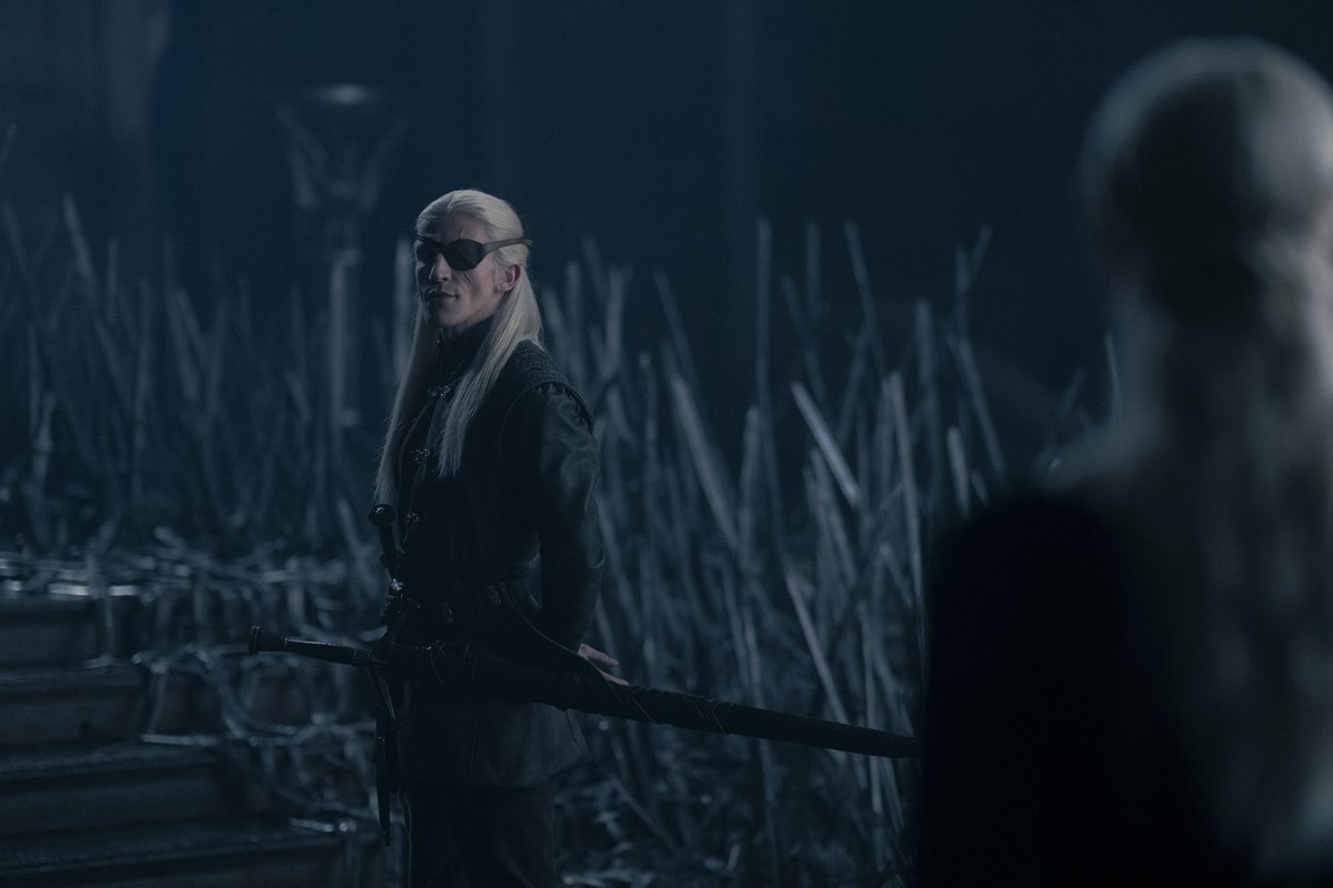 daehaerys's tweet photo. HELAEMOND IS COMING HOME TO US https://t.co/Rbuhi30ude