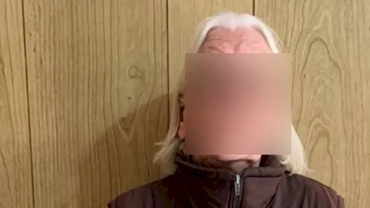 RED92cadadiamas's tweet photo. 👮♀️🚔 #PolicialesRed92 | #Caballito | #Detenida | #Drogar | #Jubilado
Detienen a una mujer de 79 años por drogar a un jubilado para robarle
https://t.co/FZyF8bcQCf https://t.co/ANS8Xqhd8k