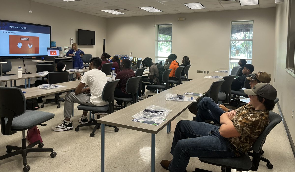 IbervilleSchool's tweet photo. The IPSB Industry Institute kicked off this Monday. A huge thank you to RPCC for hosting our students. This week, students explored the local industry with visits to Performance, ABC, and Cora Texas. #IndustryInstitute2024 #MovingForward https://t.co/kwFSZNnxkA