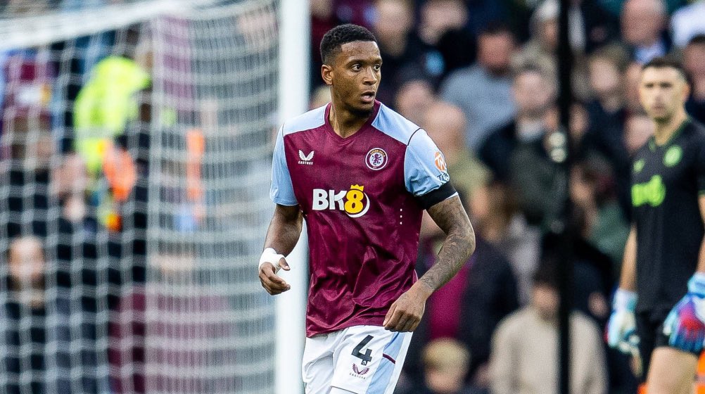 ancraic's tweet photo. Aston Villa taking over! @AVFCOfficial https://t.co/OfsBwoSn1y