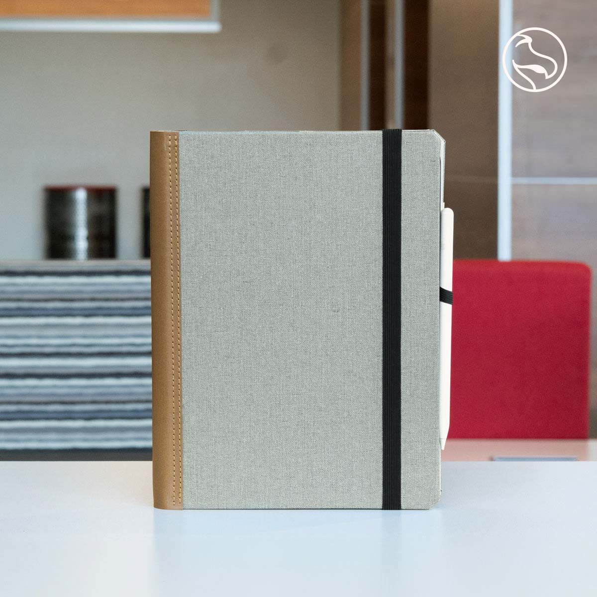 DODOsays's tweet image. The Magic Keyboard iPad Case - Leather Bound features Tyvek reinforced hinges to fit both the iPad and Magic Keyboard for the ultimate luxury protection.

Order yours today: dodocase.com/.../magic-keyb…...

#dodocase #protectsfromextinction #ArtisanCrafted #AmericanMade