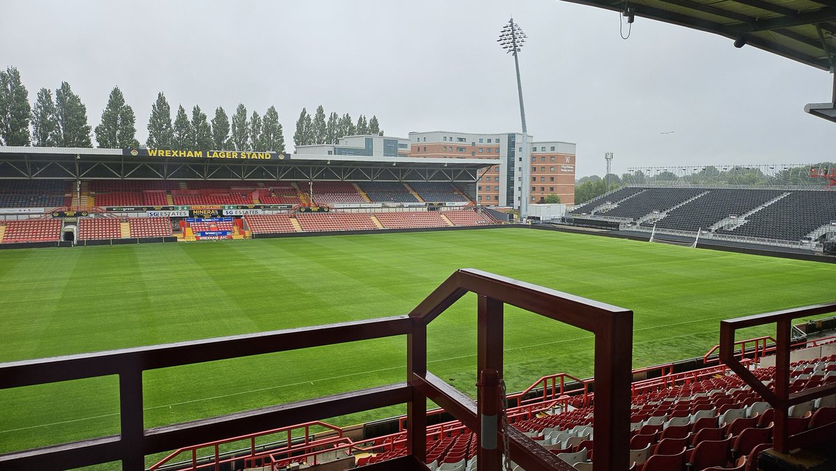 lowrishepstone's tweet photo. Great day @CommsCymru today. Really good range of sessions and had a bonus trip to the @Wrexham_AFC shop 😉

Even got to see the view out of an executive suite. Will have to come back to watch a match next time @RMcElhenney @VancityReynolds https://t.co/p5A5vzdyfW
