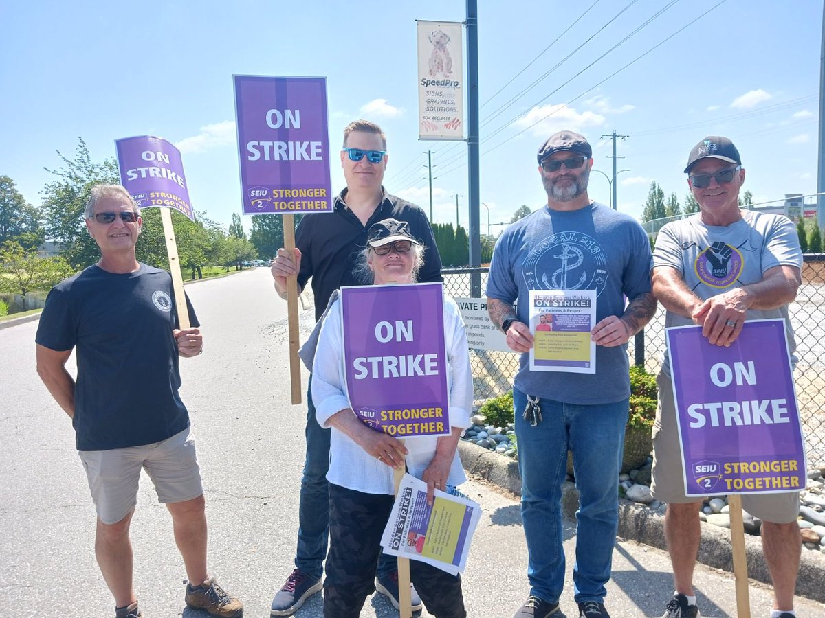 Thanks to our union family at <a href="/IBEW213/">IBEW 213</a> for showing up and supporting on the picket at <a href="/meadowgardensgc/">Meadow Gardens GC</a> !! ⛳️✊