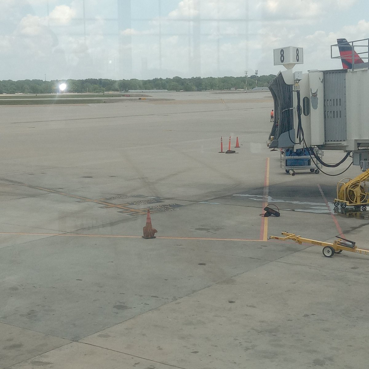 TheMenaceDon's tweet image. Waiting on My ride....lol 🛫 #LABound for the weekend