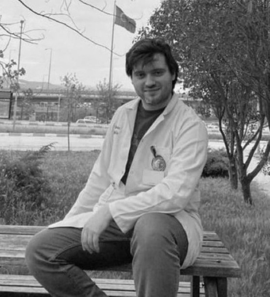 Binbir emekle okutulmuş gencecik bir hekime ne yaşatıldı da canına kıydı?

Bu intiharda kimin eli daha kanlı?

Mobbingi yapanın mı, onu koruyamayan mı, yoksa hesabı soramayanın mı?

#uğurcanımızgitti