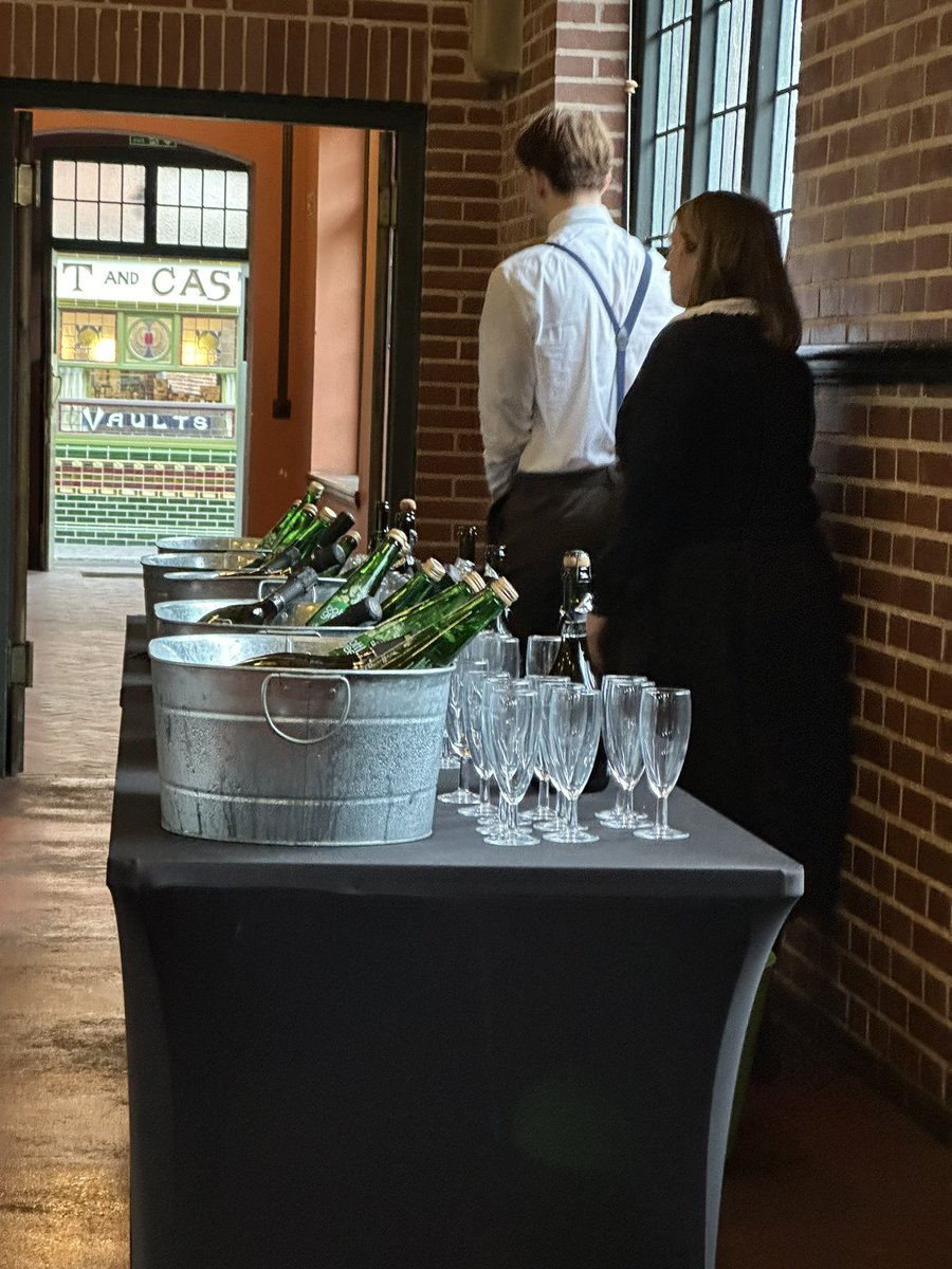 lensawag1's tweet photo. Just a normal Thursday for me networking. Only this time @bclmlearning for their netwalking event.
#AlrightBab https://t.co/T26Spi5TSb