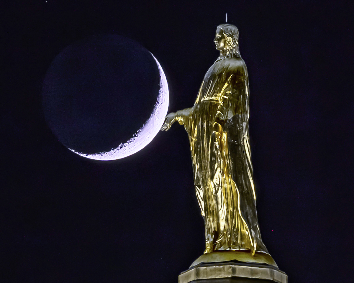 Notre Dame has been elected into the <a href="/USRAedu/">USRA</a> to advance space exploration research.

The induction represents “an important recognition of Notre Dame’s deep involvement in space activities," said Prof. Clive Neal: go.nd.edu/e0a3fb