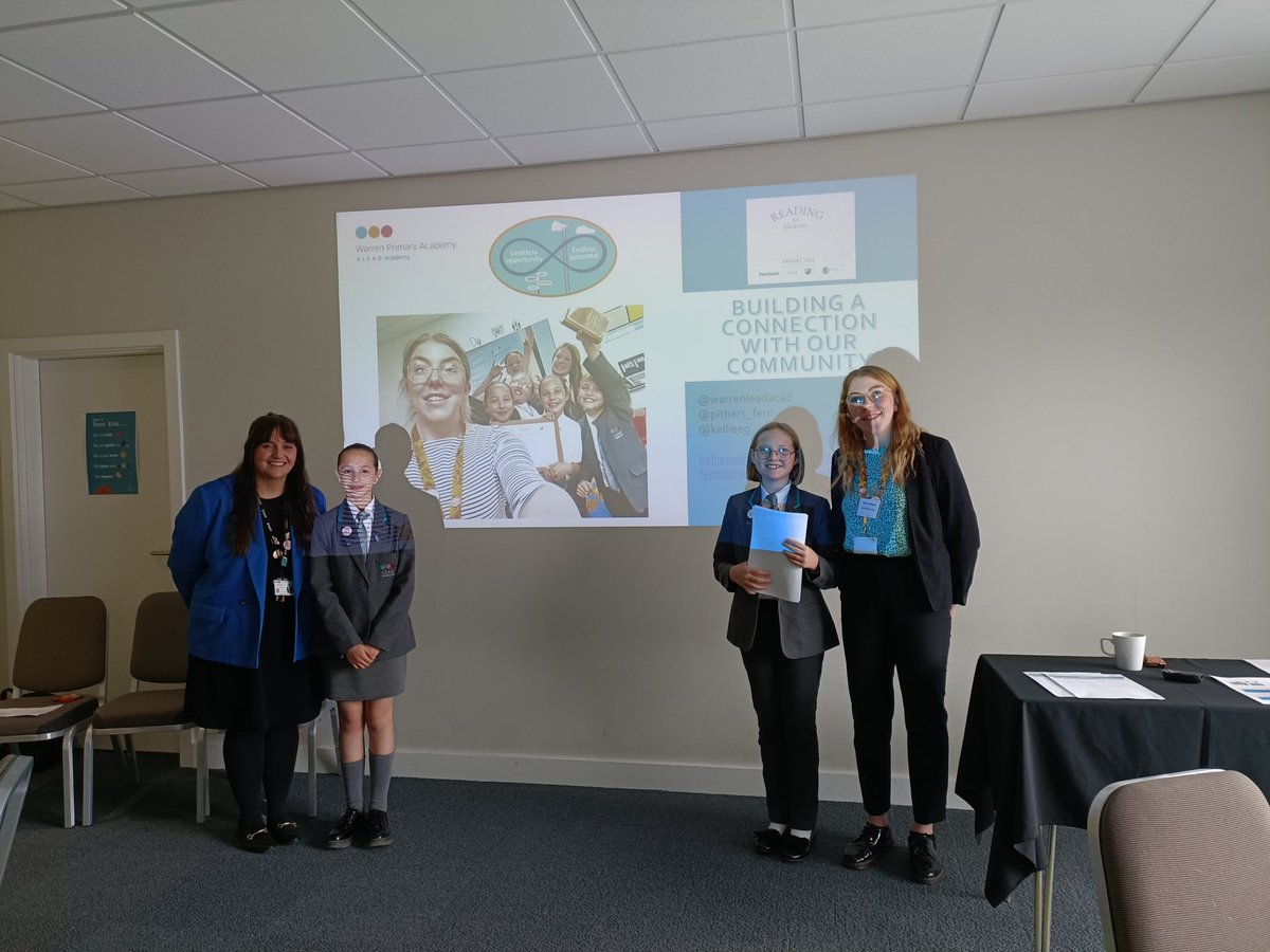 warrenleadacad's tweet photo. We are so proud of our reading team representatives who shared some of the Warren #readingforpleasure journey at the @PriorityLit conference today! Thank you to everyone who came to our workshop - we hope you found our ideas useful for your own journeys! #rfp @OpenUni_RfP https://t.co/vZKXcKISI3