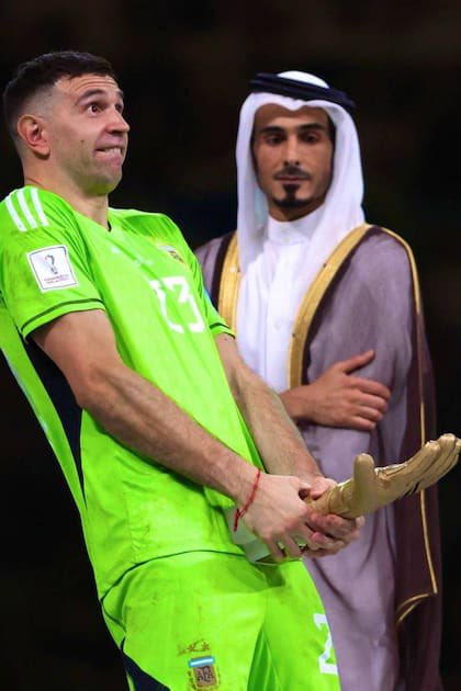 Natalia y punto. tweet media