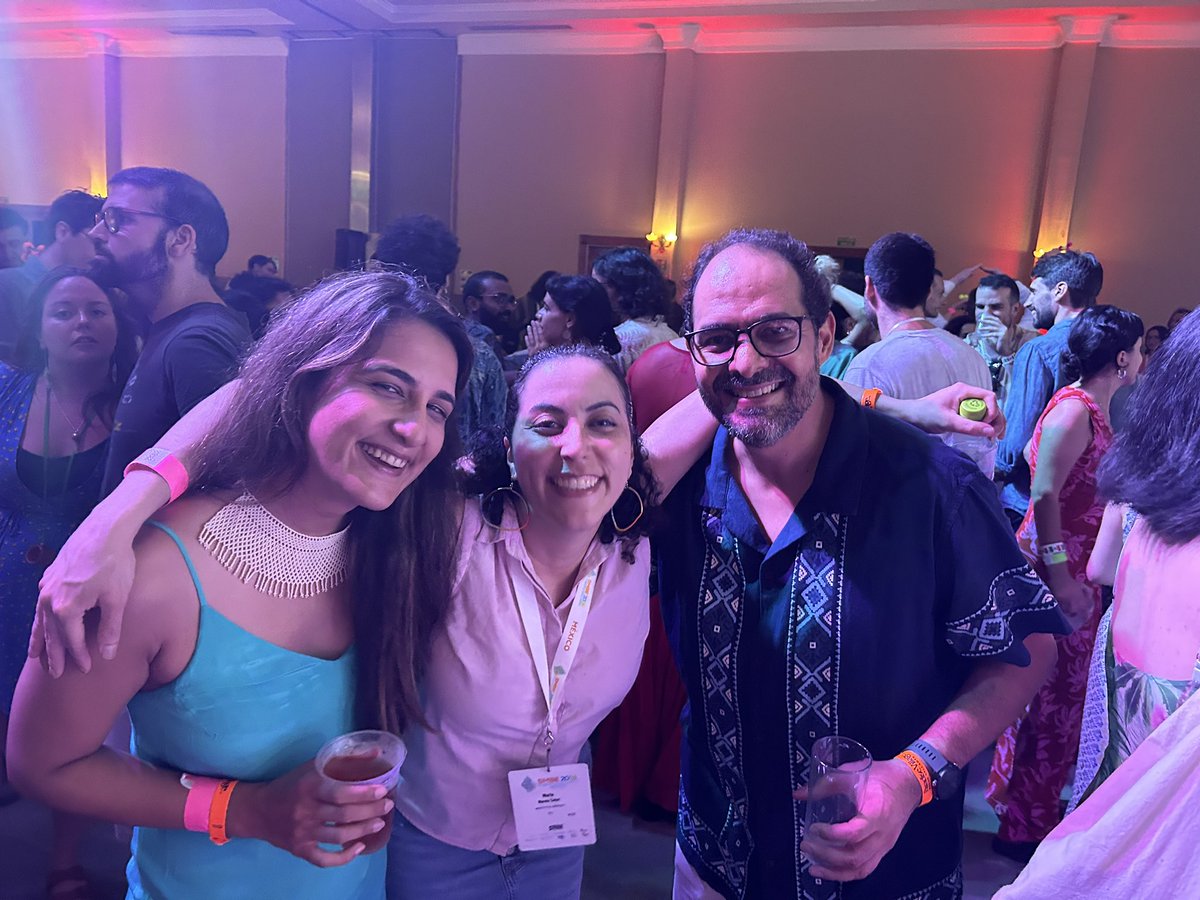 Dr. Maria A Nieves-Colón (@mitopr) on Twitter photo A great time at the #SMBE2024 gala with some of my favorite scientists! <a href="/OfficialSMBE/">Society for Molecular Biology and Evolution</a> thx for a great time <a href="/morestrada/">Andres Moreno-Estrada</a> <a href="/mashaals/">Mashaal Sohail</a> @paleogenomics <a href="/marce_save/">Marcela Sandoval-Velasco</a> <a href="/Conydelafc/">Constanza de la Fuente</a> <a href="/chiarabarbieri_/">chiara barbieri</a> @tanvihonap <a href="/StoneLab_ASU/">StoneLab_ASU</a> A great time at the #SMBE2024 gala with some of my favorite scientists! <a href="/OfficialSMBE/">Society for Molecular Biology and Evolution</a> thx for a great time <a href="/morestrada/">Andres Moreno-Estrada</a> <a href="/mashaals/">Mashaal Sohail</a> @paleogenomics <a href="/marce_save/">Marcela Sandoval-Velasco</a> <a href="/Conydelafc/">Constanza de la Fuente</a> <a href="/chiarabarbieri_/">chiara barbieri</a> @tanvihonap <a href="/StoneLab_ASU/">StoneLab_ASU</a>