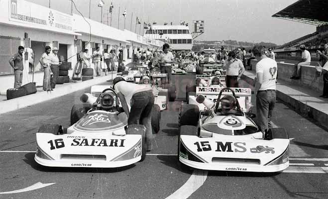 jadb1's tweet photo. Ingo Hoffman &amp; Eddie Cheever, Ralt RT1-BMW ,Formula 2 Estoril, Portugal, 1977 @eddiecheeverF1 https://t.co/NvOyXXAgio