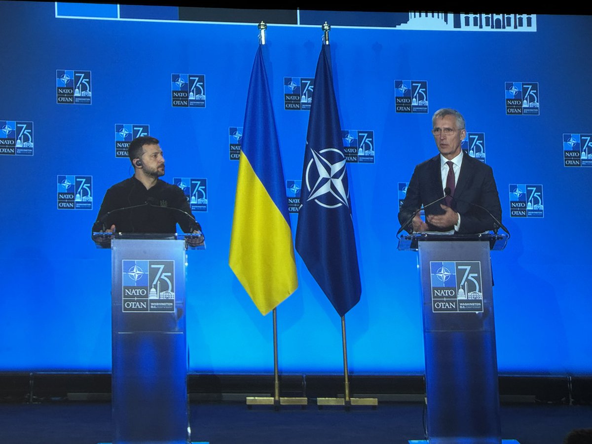 Ouch. Asked about #Hungary’s <a href="/PM_ViktorOrban/">Orbán Viktor</a> conducting ‘shuttle diplomacy on #Ukraine, <a href="/ZelenskyyUa/">Volodymyr Zelenskyy / Володимир Зеленський</a> says: “Not all leaders can do negotiations, you need to have some power for this.”