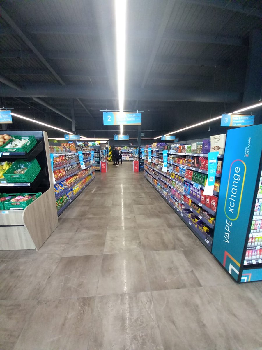 Great to launch our first store with EG on the Move today at Ogden Rd Doncaster. A great store with a great team and a great new partner <a href="/CoopFranchise/">Martin Rogers</a> <a href="/ARNaqvi272/">Adnan Naqvi</a> <a href="/smithmatt30/">Matt Smith</a>