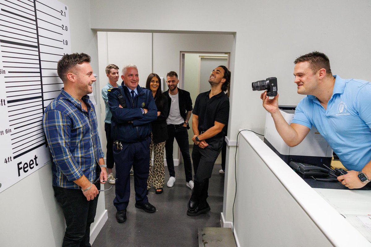 HenryMcKean's tweet photo. Join us live from Roscommon as Nathan Carter gets locked up at Castlerea Prison performing a live concert. @PatKennyNT @NewstalkFM @jonathanhealy 9am @iamNATHANCARTER @IrishPrisons #LockedUp https://t.co/cRRnUWErVp