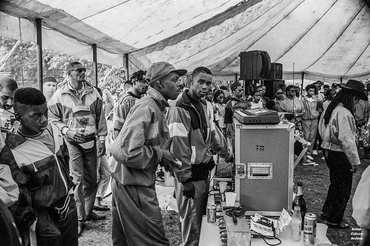 britcultarchive's tweet photo. Manchester Caribbean Carnival, Moss Side, 1989. 

All photos © Matthew Smith, all rights reserved.

Matt: "Along with St Paul’s and Notting Hill, there’s another great Afro-Caribbean community carnival, and it’s in Manchester. These images were made while I was still at college, just half an hour down the road from Manchester and all things mad.

"As punk morphed into two-tone while I was still at school, and The Clash made White Man in Hammersmith Palais, reggae was a natural progression in listening pleasure before rave, in all its mental loved-up glory, took over everything. Consequently, carnival in Manchester was a logical event destination. The Hac was in the same town, and we’d taken in that too. There was even a drug store in Moss Side that actually sold drugs, and the Robin Hood pub was just legendary. 

"At that time, photography was either arty student conceptual or Edward Weston and Ansel Adams. I hadn’t yet learnt that what makes photography unique and valuable is what the person behind the camera brings to it. In the meantime, check out the haircuts and the hip-hop battle."

Gallery now online at BCA: https://t.co/cwM7dvhnfo