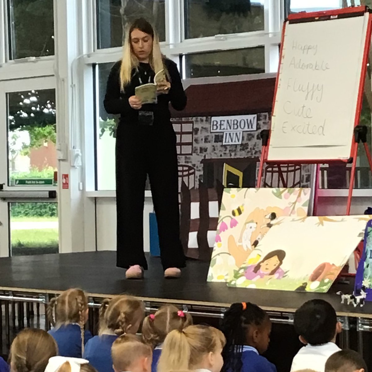 GrrChris's tweet photo. Fabulous session with @roselihou at Moorlands Primary School. The children from Y1,2 &amp;3 enjoyed meeting the #TinyDogs, listening to an extract from #BeasSecretFriends, and drawing their own miniature animals. @PuffinBooks https://t.co/3Px5XOGKHN