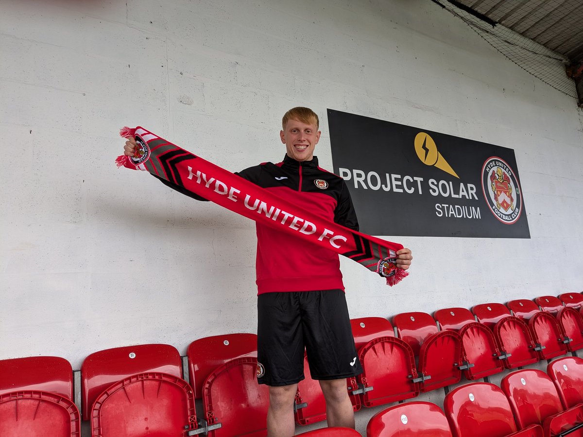 Welcome to <a href="/EthenVaughan/">Ethen Vaughan</a> who has signed today.

Ethen has previously been at <a href="/BPAFCOfficial/">Bradford (Park Avenue) AFC</a> <a href="/FarsleyCelticFC/">Farsley Celtic</a> <a href="/Bootle_FC/">Bootle Football Club</a> 

Hear from Ethen shortly.